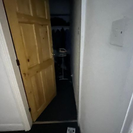 241 Albert Avenue 赫尔河畔京士顿 外观 照片